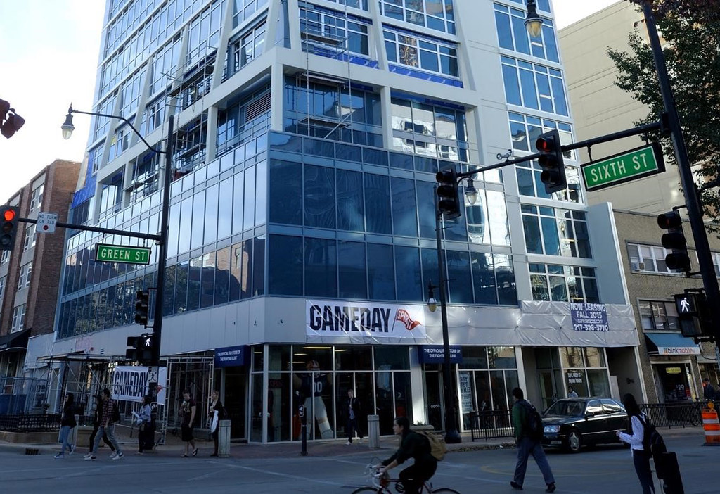 commercial real estate champaign illinois