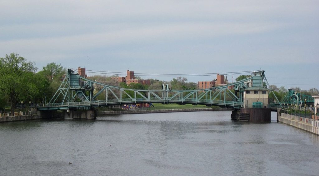 joliet illinois chicago living finding real estate